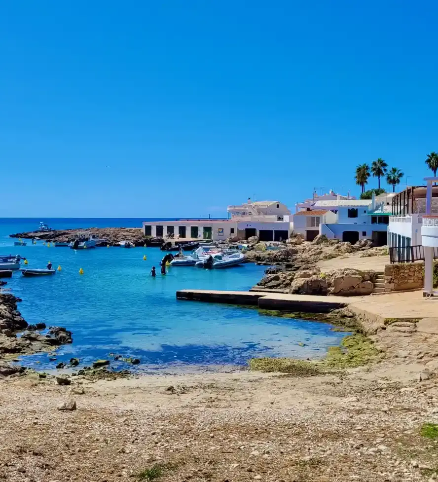 cala biniancolla menorca