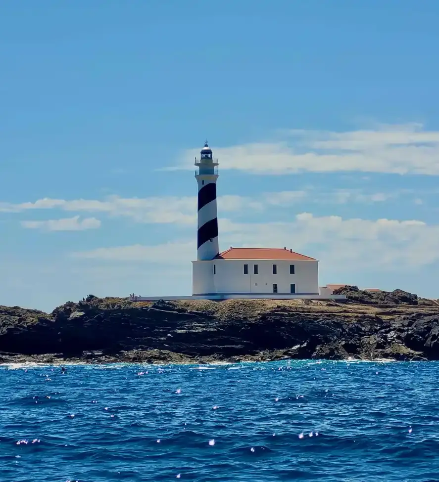faro favaritx menorca