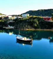 cala rata beach menorca
