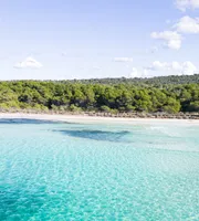 son saura beach menorca