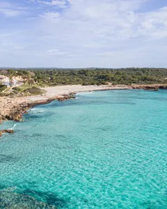 son xoriguer beach menorca