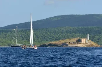 excursion catamaran fornells menorca