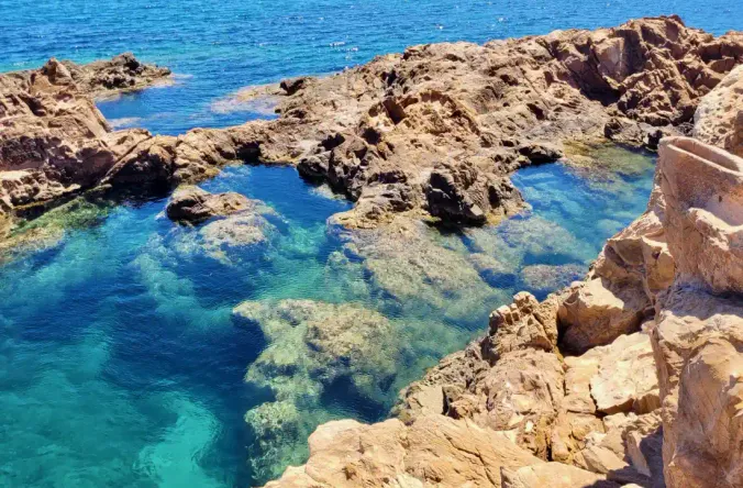 es mercadal best beaches menorca