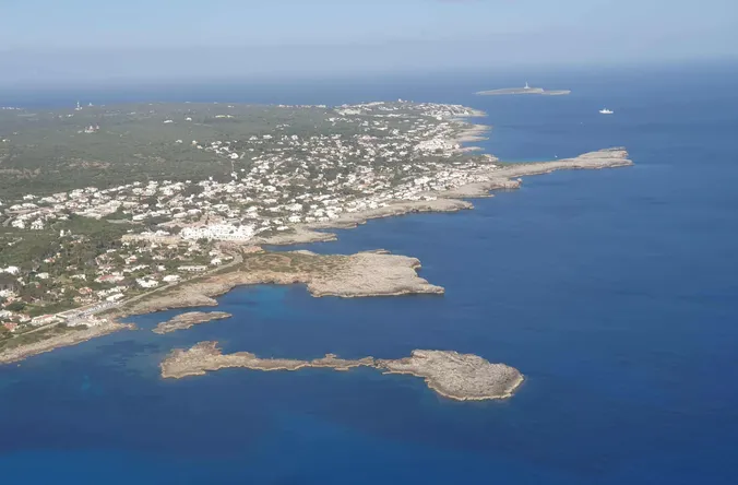 travel from barcelona to menorca