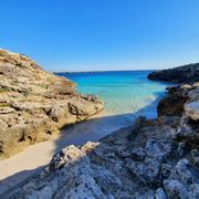 es calo blanc beach menorca