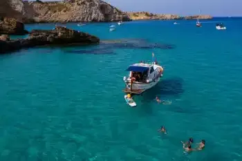 atardecer en llaut fornells