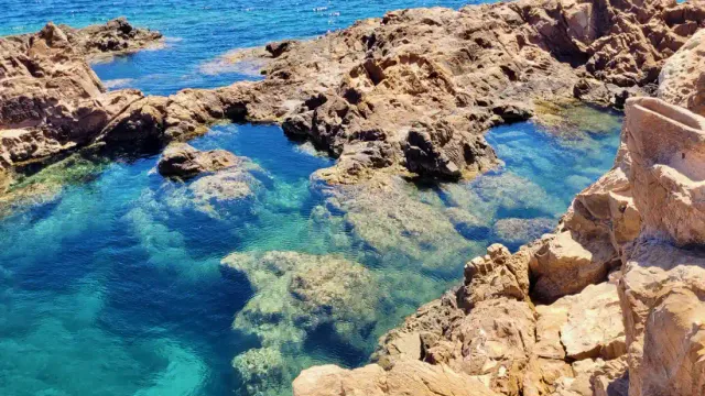 es mercadal best beaches menorca
