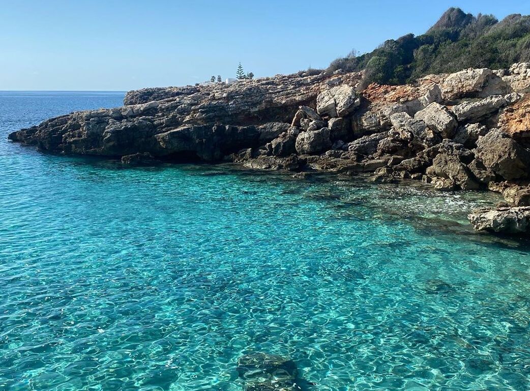 calas para saltar en menorca